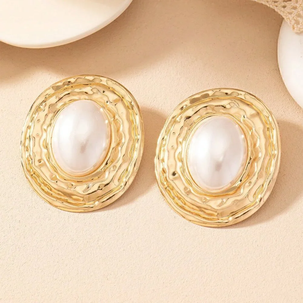 Yellow Gold Women's Geometric Texture Oval Pearl Inlay Pendant Vintage Earrings